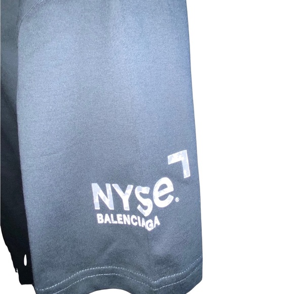 Balenciaga Authentic 🌸Nyse®🌸 T-shirt Oversized - SZ L (Unisex) - Picture 6 of 16